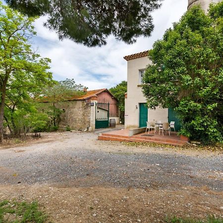 Apartment With Pool Amid Vineyards And Near The Beach Meze Exterior photo